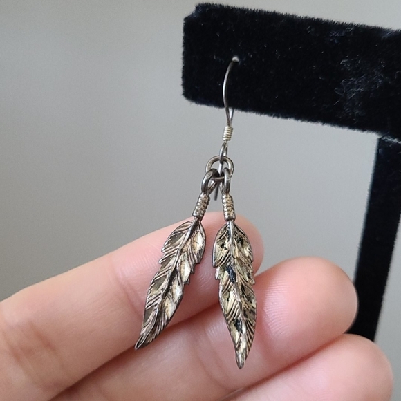 Vintage Sterling Double Feather Earrings - Picture 3 of 4